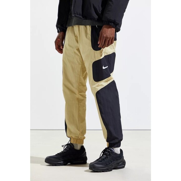 Nike Reissue Woven Track PantPreowned Excellent ConditionSz: M